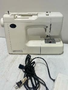 Kenmore 22 Sewing Machine - Photo 4