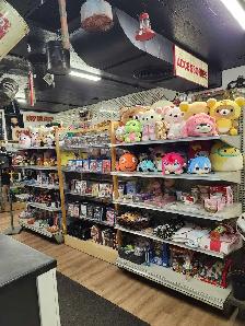 Antiques, Collectibles & Stuff - Photo 2