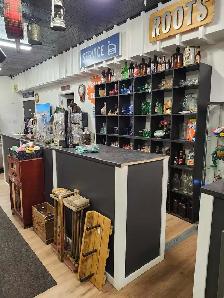 Antiques, Collectibles & Stuff - Photo 3