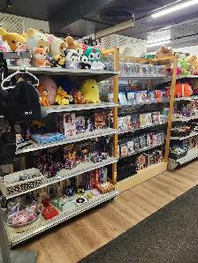 Antiques, Collectibles & Stuff - Photo 4