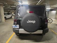 2011 Jeep 4x4 Wrangler Sahara – Immaculate, One Owner - Photo 5