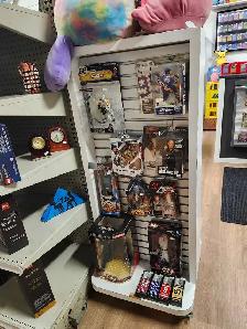 Antiques, Collectibles & Stuff - Photo 2