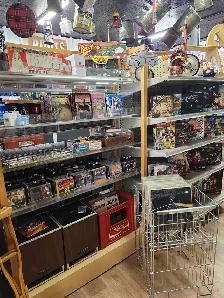 Antiques, Collectibles & Stuff - Photo 4