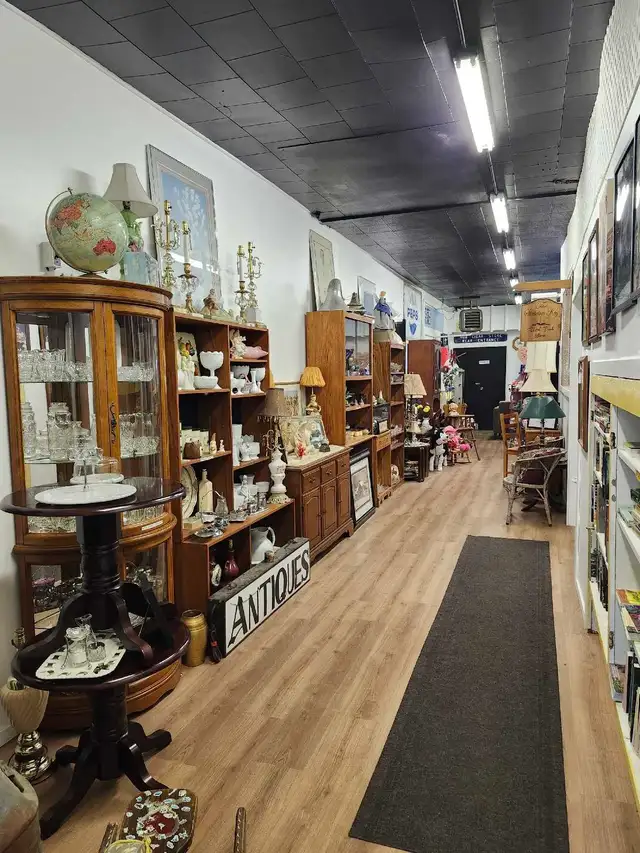 Antiques, Collectibles & Stuff