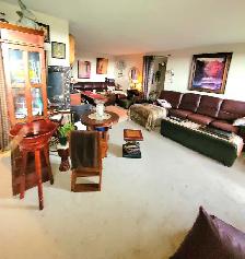 WESTERN/WINDERMERE EXECUTIVE SHARED INCLUSIVE FURNISHED $1028 - Photo 3