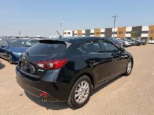 2014 Mazda MAZDA3 Manual : No Reported Accidents, Low Mileage - Photo 4