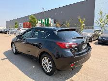 2014 Mazda MAZDA3 Manual : No Reported Accidents, Low Mileage - Photo 6