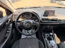 2014 Mazda MAZDA3 Manual : No Reported Accidents, Low Mileage - Photo 13