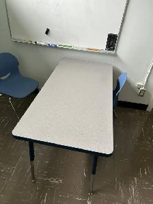 Various Tables - Photo 5