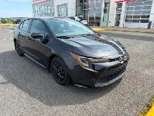 2021 Toyota Corolla Reliable, clean car! - Photo 9