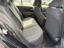 2021 Toyota Corolla Reliable, clean car! - Photo 11