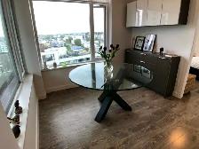 Stunning High-End 2 Bedroom 2 bath condo in Olympic Village rent - Photo 3