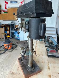 Drill Press - Photo 4