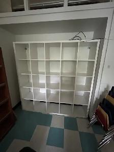 Various Shelves - Photo 4