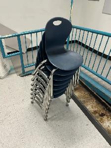 School Chairs - Photo 2