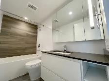 One Month Free! 1 Bedroom Condo Unit in the heart of Surrey
