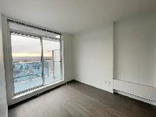 One Month Free! 1 Bedroom Condo Unit in the heart of Surrey - Photo 4