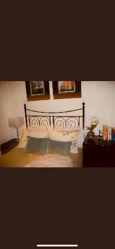 Room for Rent – Private Bathroom (Female Only) - Photo 4