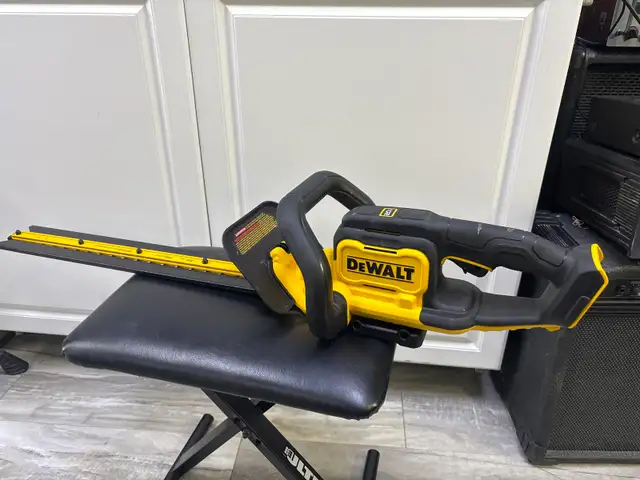 Dewalt DCHT821 Hedge Trimmer Tool Only