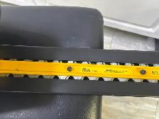 Dewalt DCHT821 Hedge Trimmer Tool Only - Photo 3