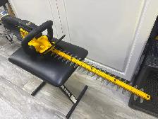 Dewalt DCHT821 Hedge Trimmer Tool Only - Photo 5