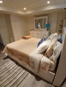 Extra Large, Bright, Furnished Room: Kennedy & Bovaird, Brampton - Photo 5