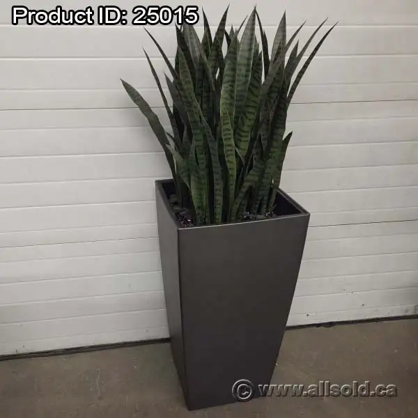 Lechuza Cubico Premium 50 Large Planter with Silk Plant
