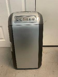 Koolatron C18 Thermoelectric Cooler and Warmer