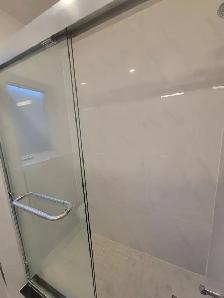 Near UofT,  3 updated bedrooms unit available starting Sept 1 - Photo 8