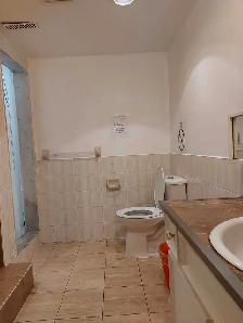 Room for Rent at MARKHAM & FINCH - Photo 4