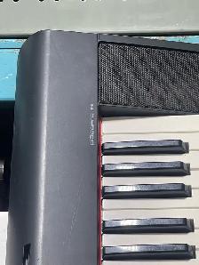 Yamaha Piaggero NP-11 digital keyboard - Photo 3