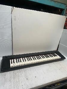 Yamaha Piaggero NP-11 digital keyboard - Photo 8
