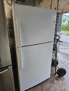 Ge Refrigerator  sale 299