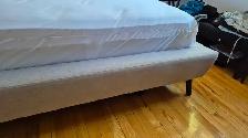 Base et tete de Lit queen size / qeen size bedframe (no matress) - Photo 6
