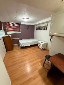 2-Bed, 1-Bath Central Sarnia  – $1,800 All-Inclusive - Photo 6