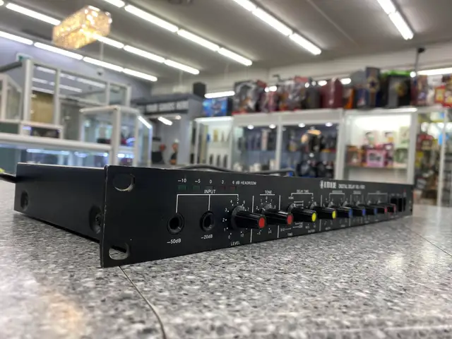 Yorkville IDL-1000  Digital Delay Rack Mount