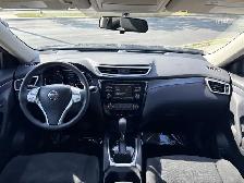2016 Nissan Rogue SV 2.5L One Owner Carfax Clean Low Mileage Cer - Photo 16