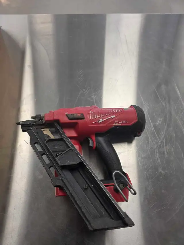 Milwaukee nailer (bare tool)