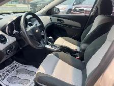 2011 Chevrolet Cruze LS  w/1SB - Photo 9
