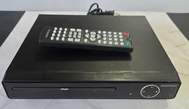 SYLVANIA DVD PLAYER W/REMOTE