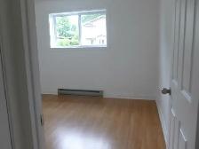 BEAU 4 1/2 au 185 ST-URBAIN (6 logis) , tranquille - Photo 6