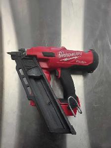 Milwaukee 3-1/2 nailer (bare tool) - Photo 2