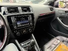 2016 Volkswagen Jetta Sedan - Photo 9