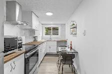 CLEAN/BRIGHT 3 1/2 APARTMENT IN ANJOU - Photo 11