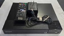 SONY BLU-RAY PLAYER W/ACC