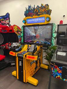 Transformers Human Alliance Shooting Arcade Cabinet - Photo 3
