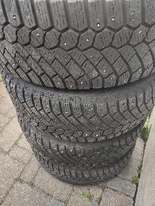 205-55R16x4 pneus hiver Gislaved Tres bon état.