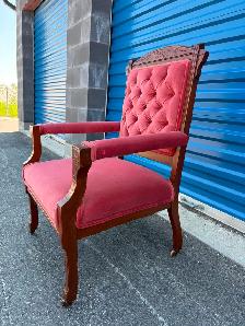 Beautiful Occasional Chair - Photo 2