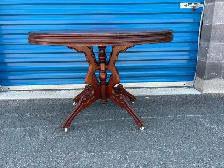 Oval Parlor Table - Photo 9