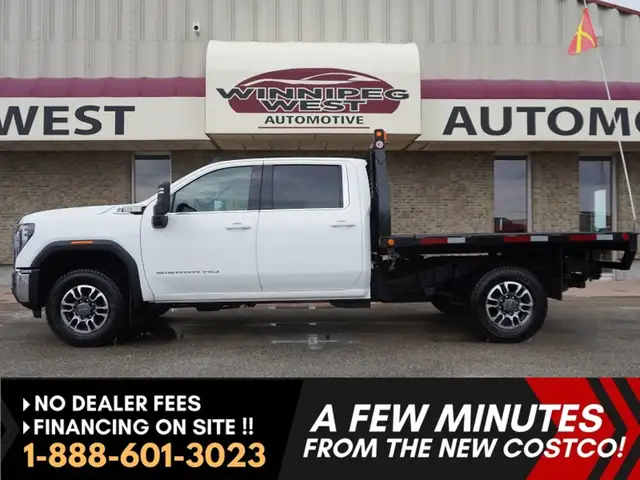 2024 GMC Sierra 3500HD 4WD Crew Cab | FLAT DECK | LOW KMS!!